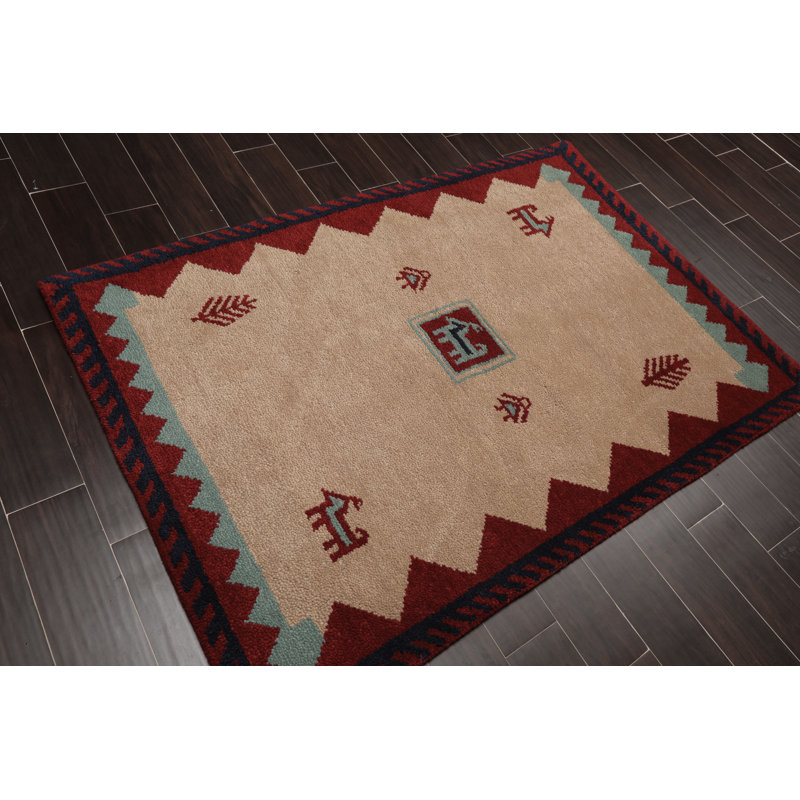 Tapis de zone en laine noué la gabbeh beige 4 pi x 6 po one-of-kind main Southwestern
