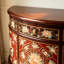 buffet peint semi-circulaire de style américain