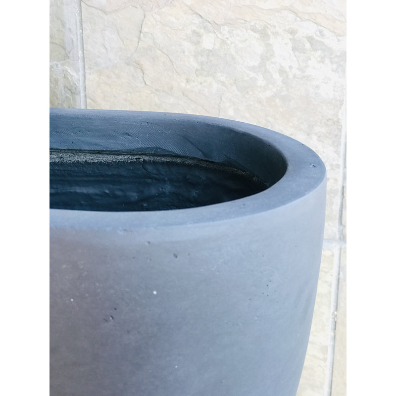 Pot de fleurs en béton, H 12,6 po x l 22,8 po x P 8,7 po