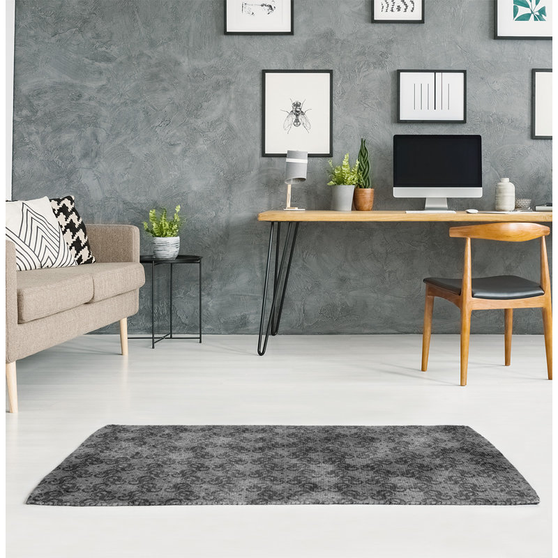 Tapis noir de couleur serpents, Rectangle 8 pi x 10 pi