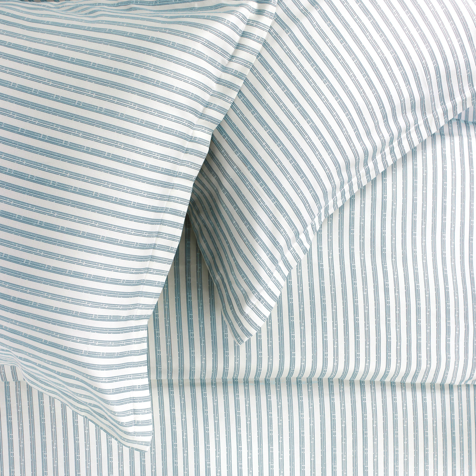 Cobbett Cotton Duvet Cover Set, Full/Queen Duvet Cover + 2 Shams, Blue