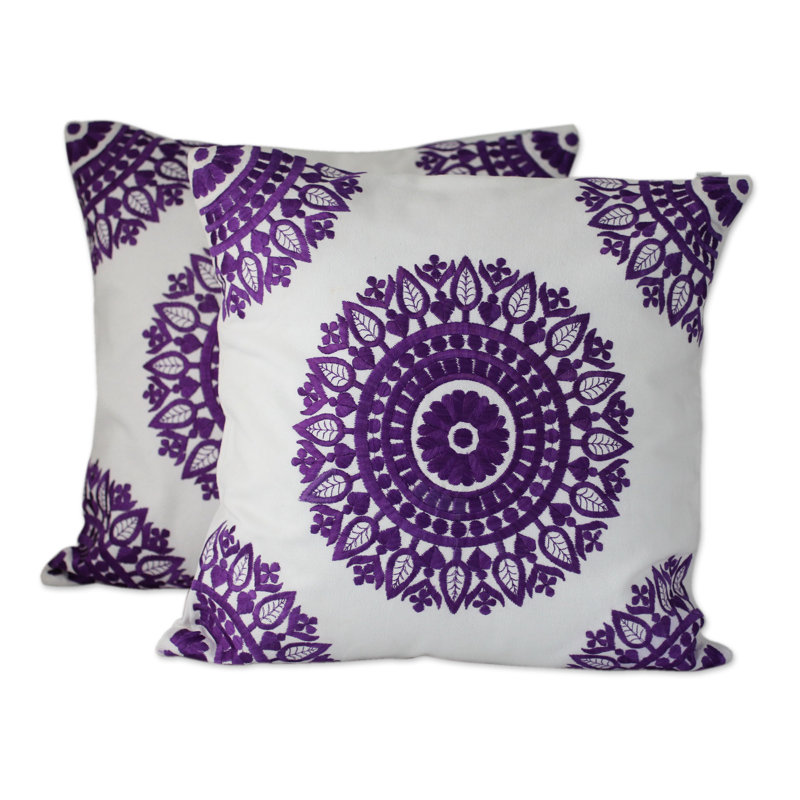 Housse de coussin en coton brodé Mandalas