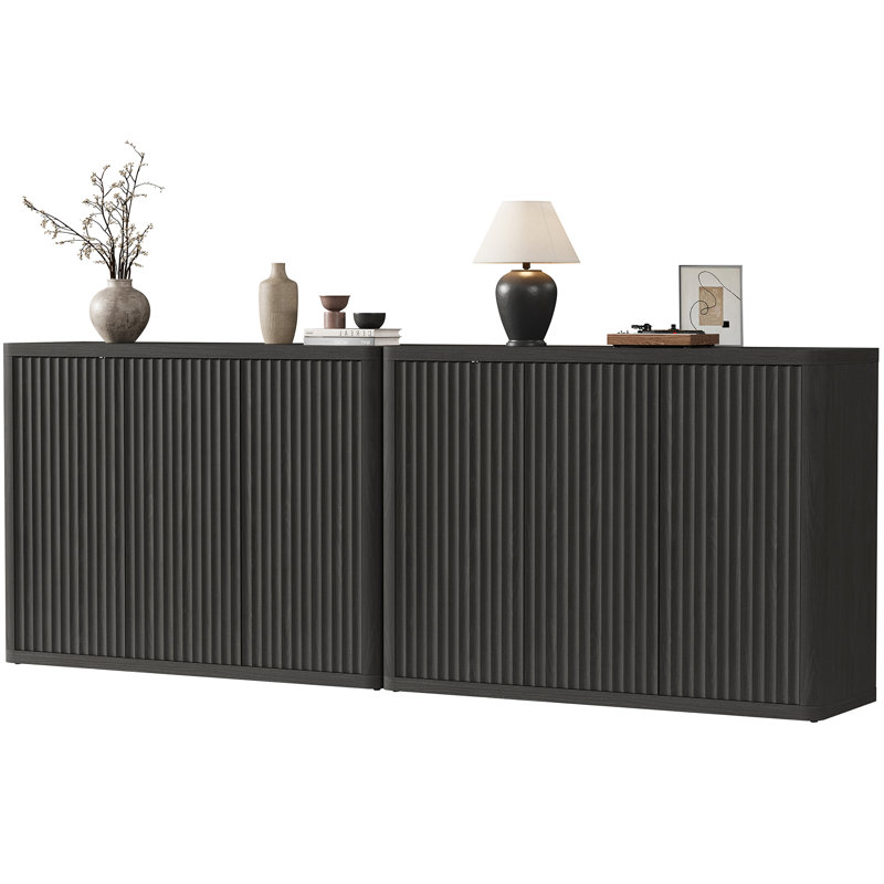Buffet Cesiro l 46,65 po avec 3 portes cannelées et tablettes réglables, Aulne gris foncé