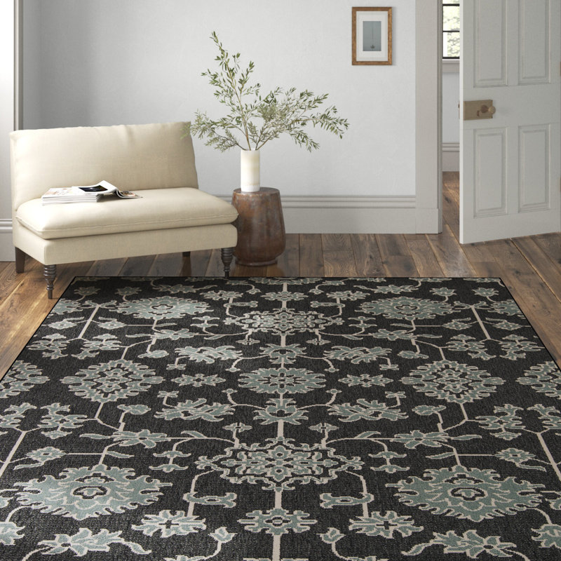 Adrienne Floral Indoor / Outdoor Rug, Rectangle 6'7" x 9'6"