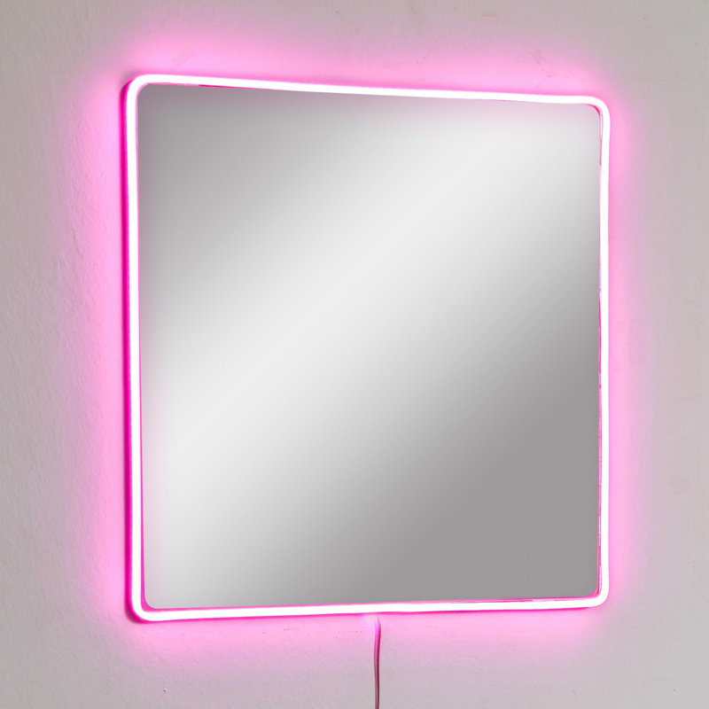Miroir moderne à DEL de 19,7 po x 19,7 po | Acrylique incassable avec panneau de fibres à densité moyenne | Rayures néon rose | Éclairage néon 12 V, adaptateur 12 V CC 2 A inclus | Parfait pour les salles de bain élégantes et les espaces de coiffeuse