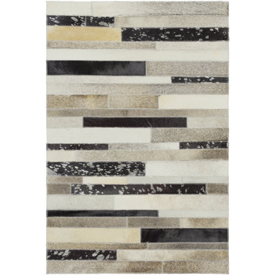 Ryu Geometric Indoor Rug