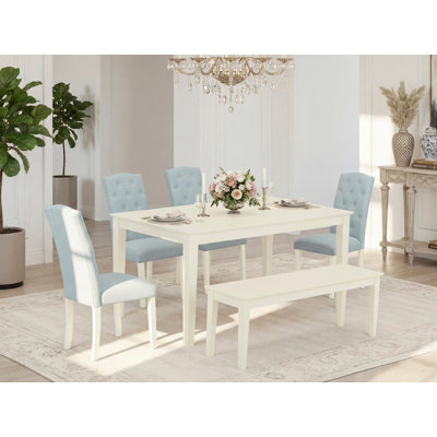 L'ensemble de table de salle à manger 6 pièces contient une table de cuisine rectangulaire et 4 chaises Parson en tissu bleu bébé avec banc, blanc lin