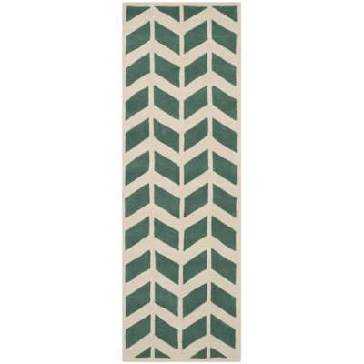 Deedie Hand Tufted Wool Chevron Rug