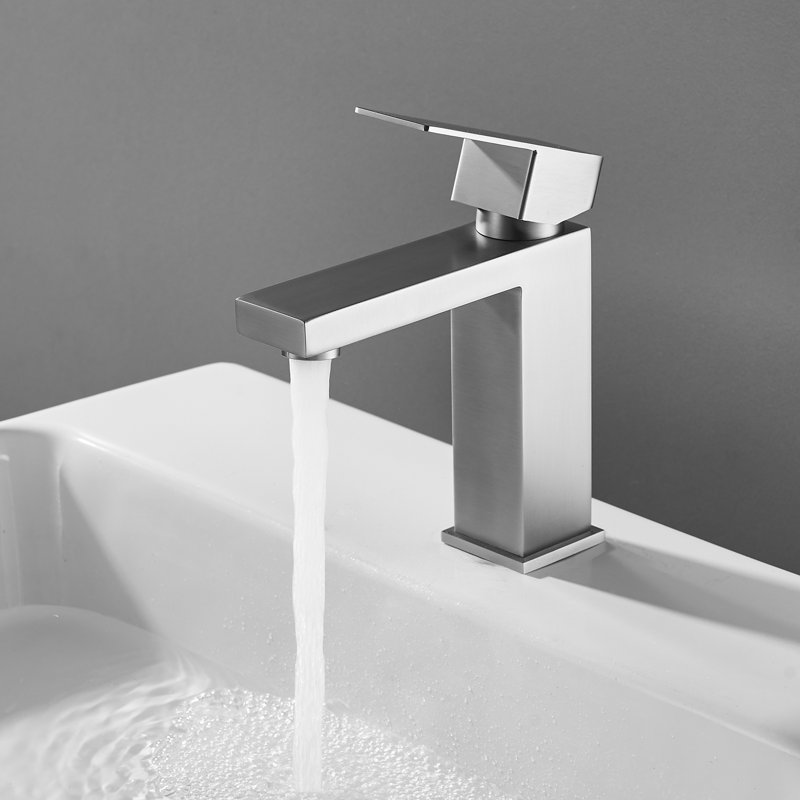 Robinet de salle de bain à un trou