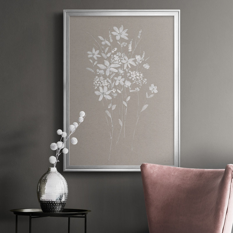 «Delicate Botanicals II», reproduction encadrée de qualité supérieure - prête à être accrochée, Encadrement argenté