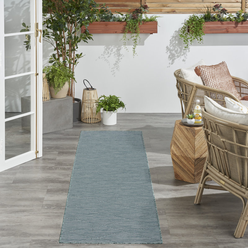 Geana Machine Washable Indoor/Outdoor Area Rug, Rectangle 2'2" x 8'