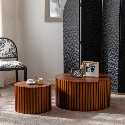 Round Wooden Coffee Table, Ideal For Living Rooms And Small Apartments, Compact Design With No Assembly Required