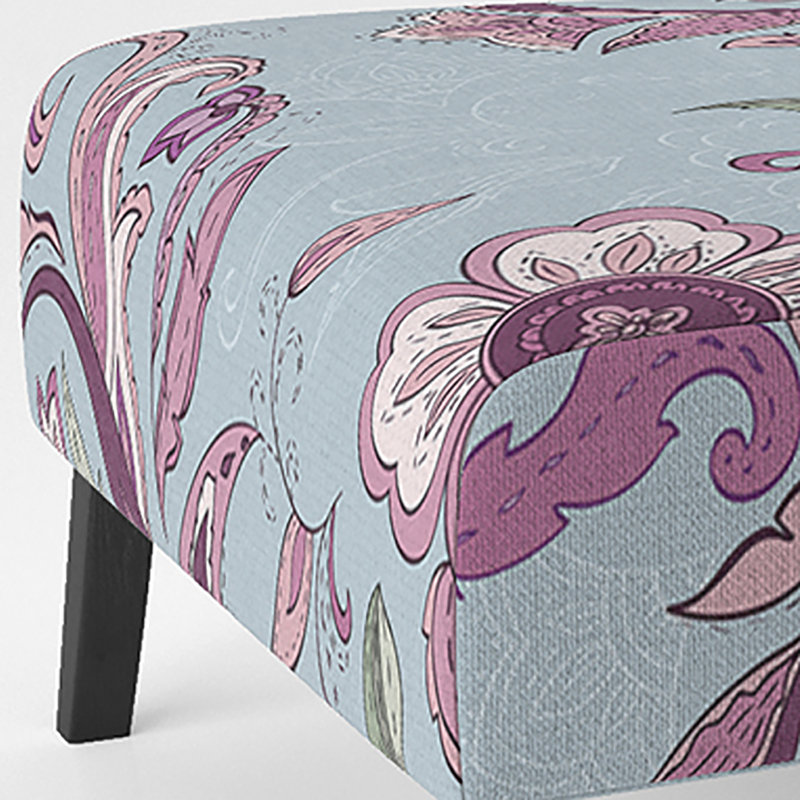 Fauteuil de chambre en velours rose à motif cachemire floral