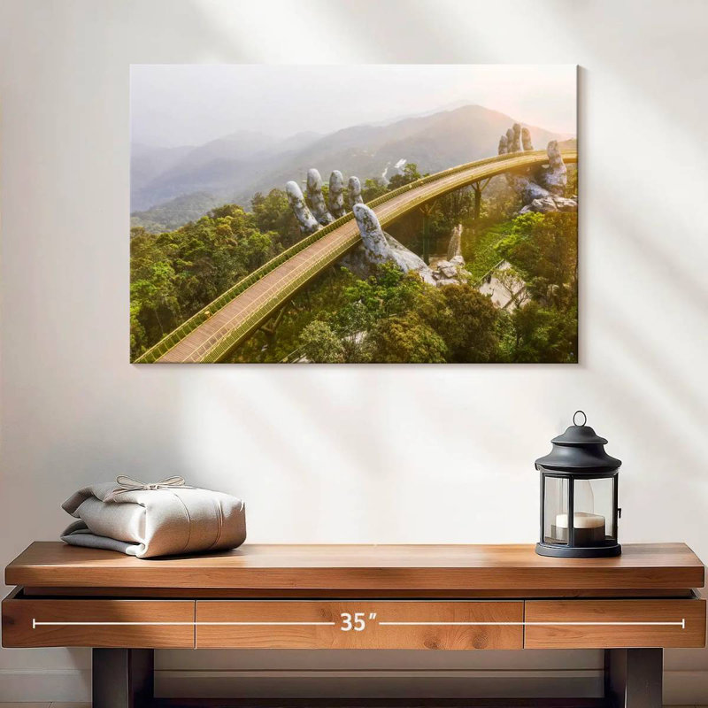 Lilie Vietnam Hands Bridge
