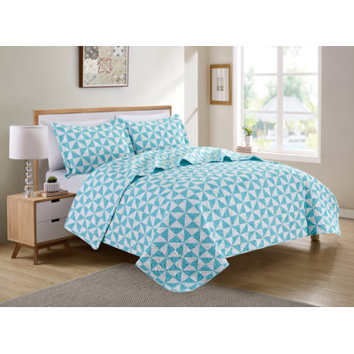 Polyester Satin Geometric Shapes Quilt