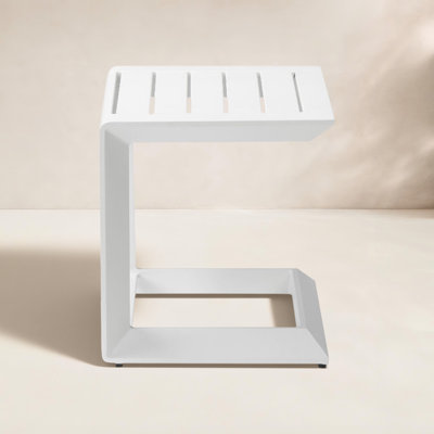 Harleen 16" Patio Side Table