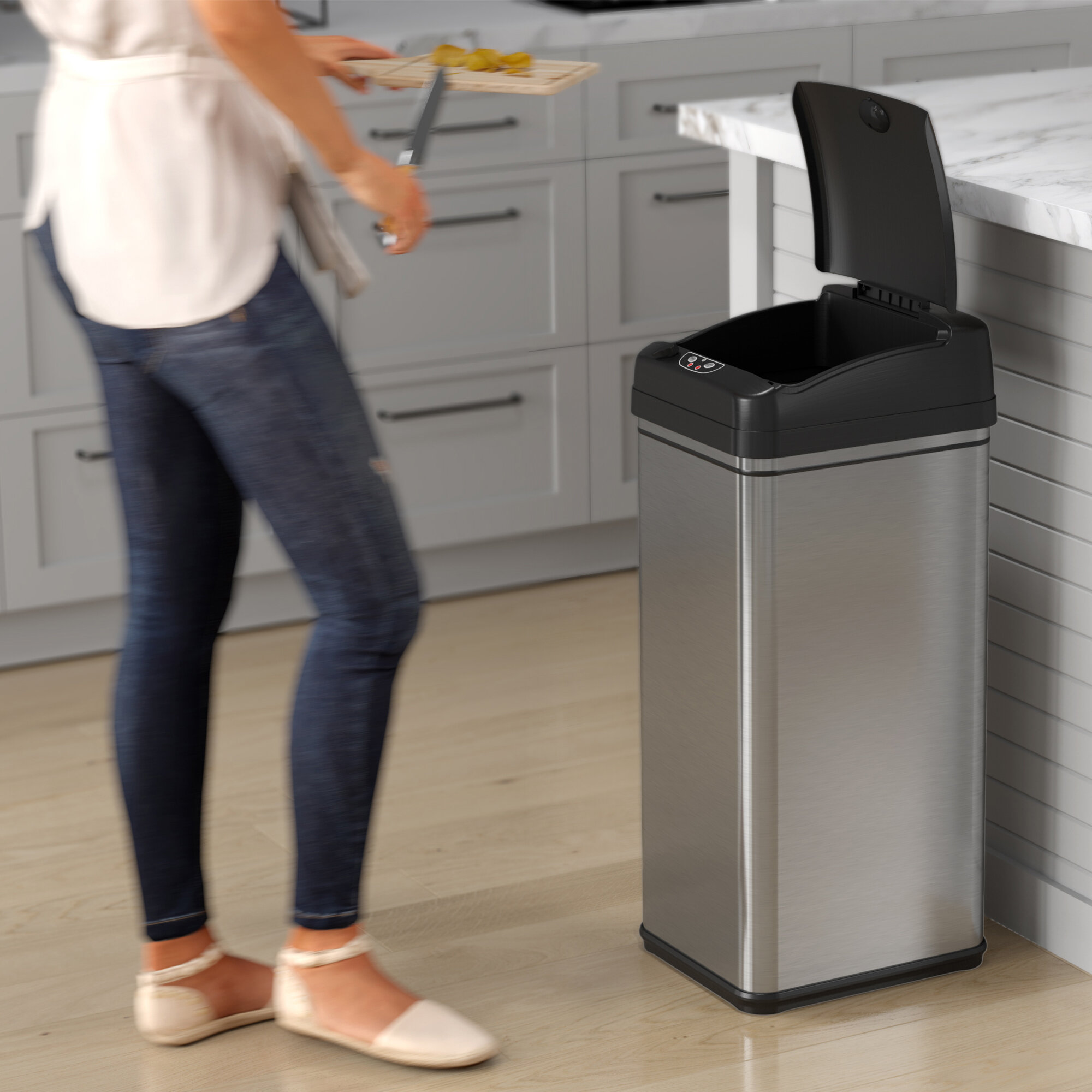 Touchless Trash Can: Buy Motion Sensor Bins, & Automatic Bathroom Trash  Cans, & Dispensers