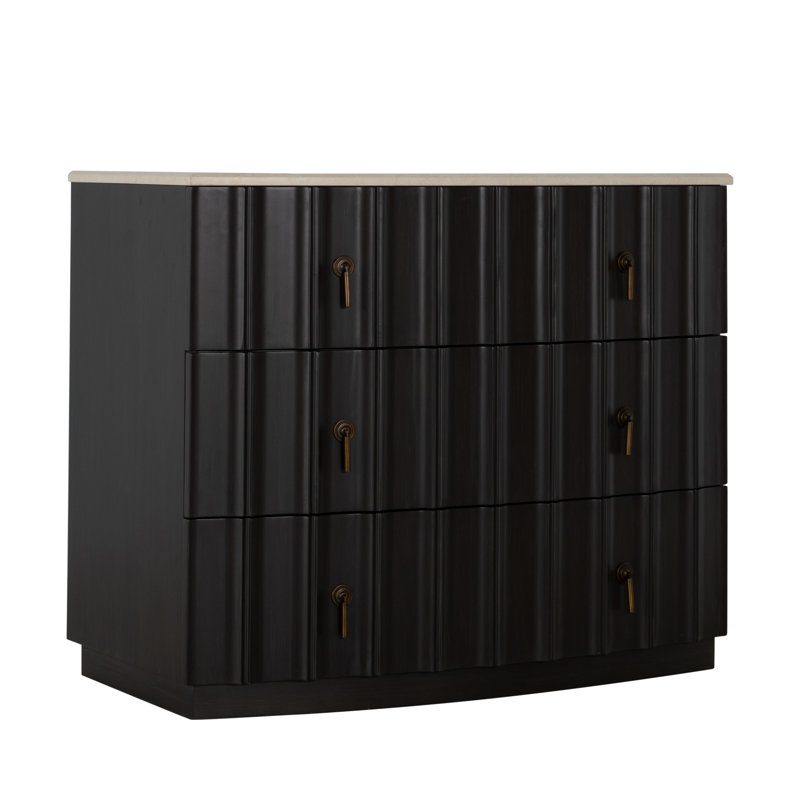 Sergio Chest
