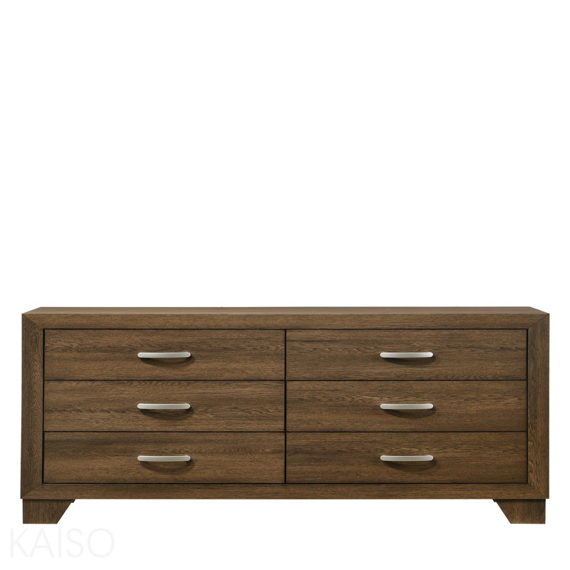 Commode à finition chêne