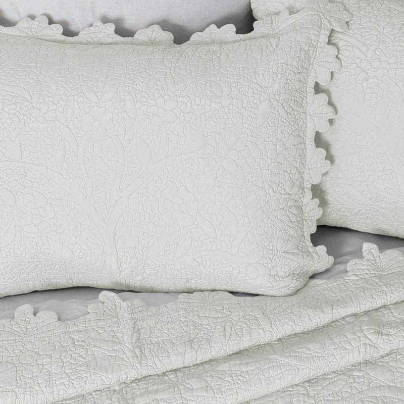 Sane Country Cotton Blend Quilt, Queen Quilt