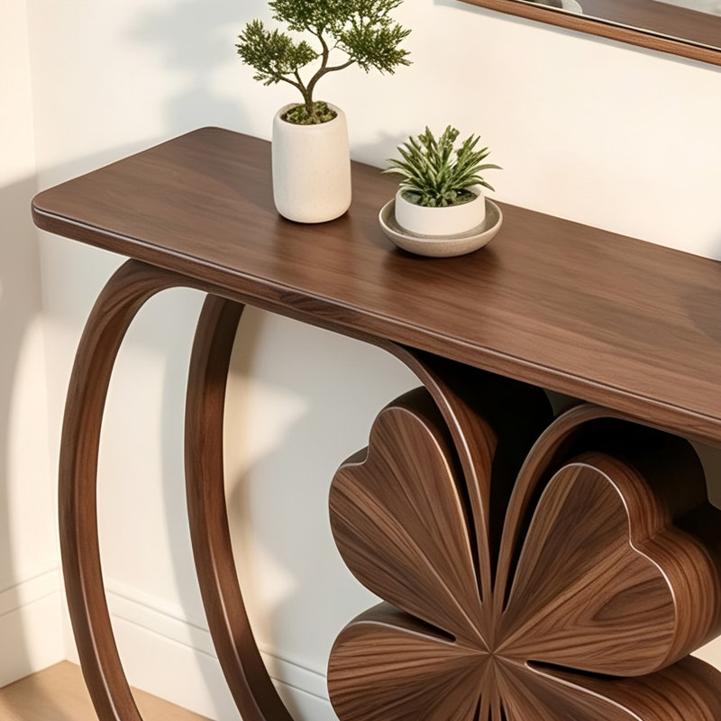 Console de style chinois simple et élégante, 31.5" H x 63" W x 15.7" D