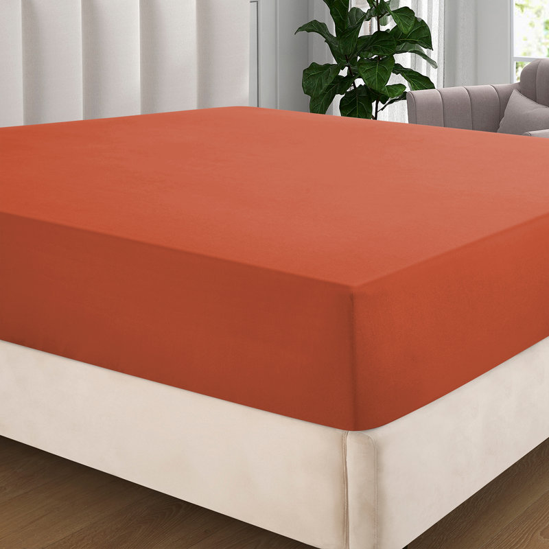 Extra Deep Pocket Microfiber Solid Fitted Sheet, Queen, Pink