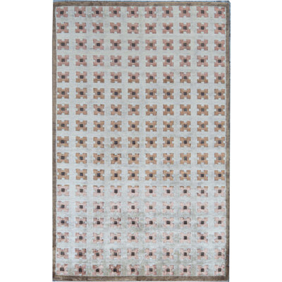 Hand-Knotted High-Quality Beige Area Rug