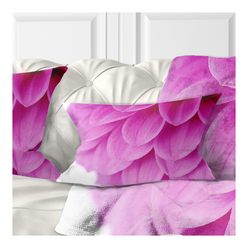 Coussin lombaire floral doux à fleur abstraite