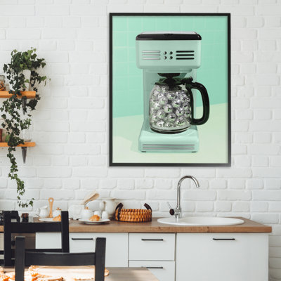 Giclée sur table avec cafetière disco, design par Lish Creative