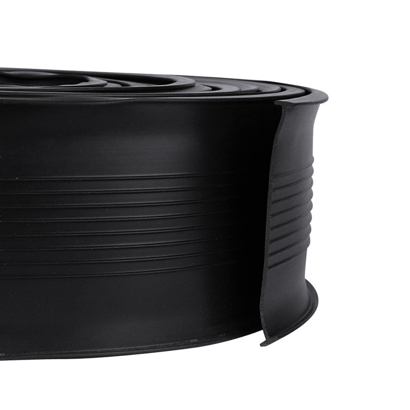 Concho Black Plate