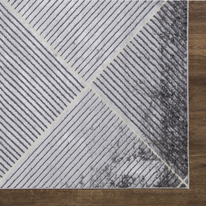 Geometric Indoor Rug, Rectangle 5'3" x 7'3"