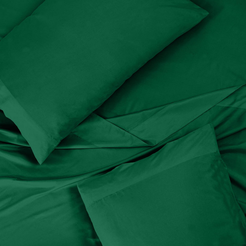 Royale Linens 300 Thread Count 100% Long Staple Combed Cotton Sheet Set - 4 Piece Bed Sheets - 1 Fitted, 1 Flat & 2 Pillow cases - Soft Cool & Crisp Sheet Set