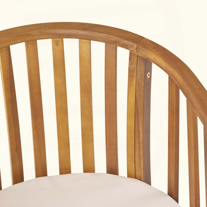 Ensemble repas d'extérieur 6 places en bois d'acacia avec coussins
