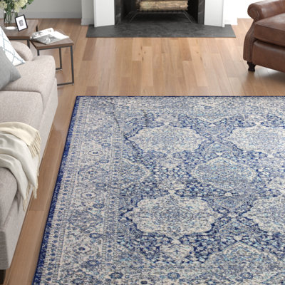 Eleanora Oriental Area Rug