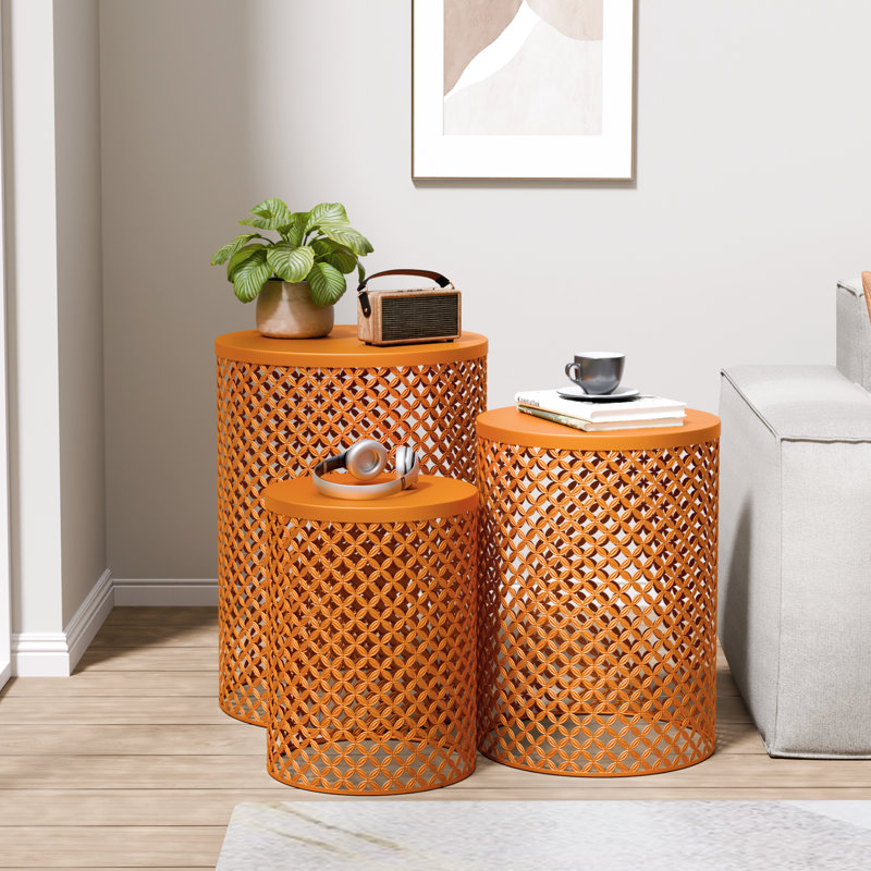 Ensemble de 3 tables d'appoint rondes ajourées, Orange