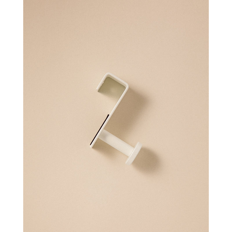 Rebrilliant Wall mounted Hook made of Durable Metal