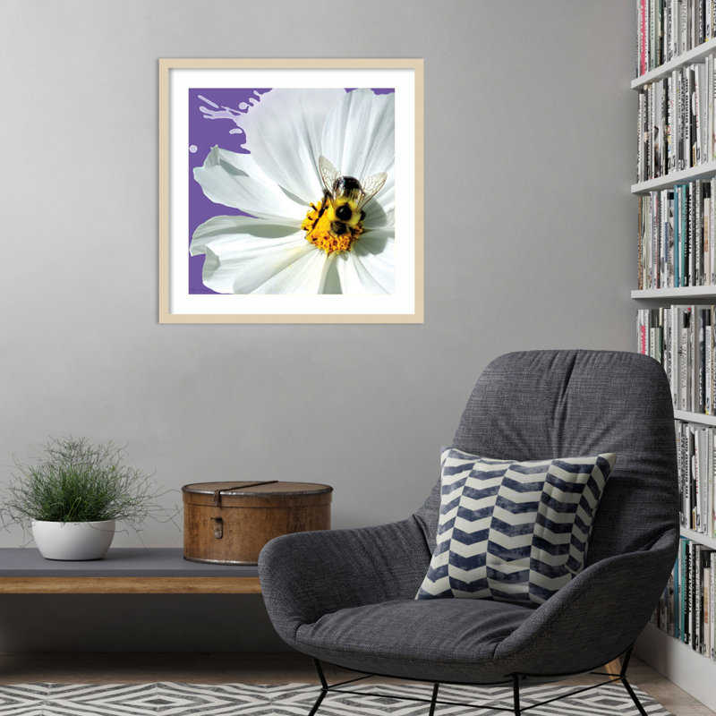 «Flower Pop IV» par Marie Elaine Cusson, reproduction d'art encadrée sur bois, H 25 po x l 25 po