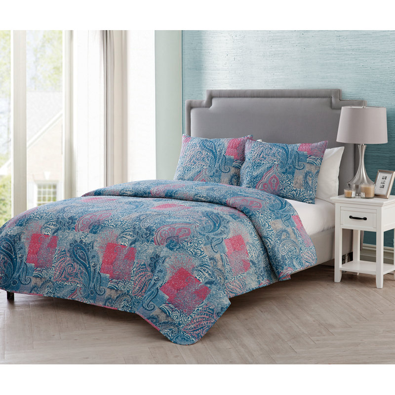Ava 3-Piece Paisley Quilt Set, Full/Queen + 1 Quilt and 2 shams
