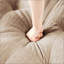 Canapé en forme de L, sièges profonds et coussins en treillis confortables pour des espaces de vie confortables-1425169670