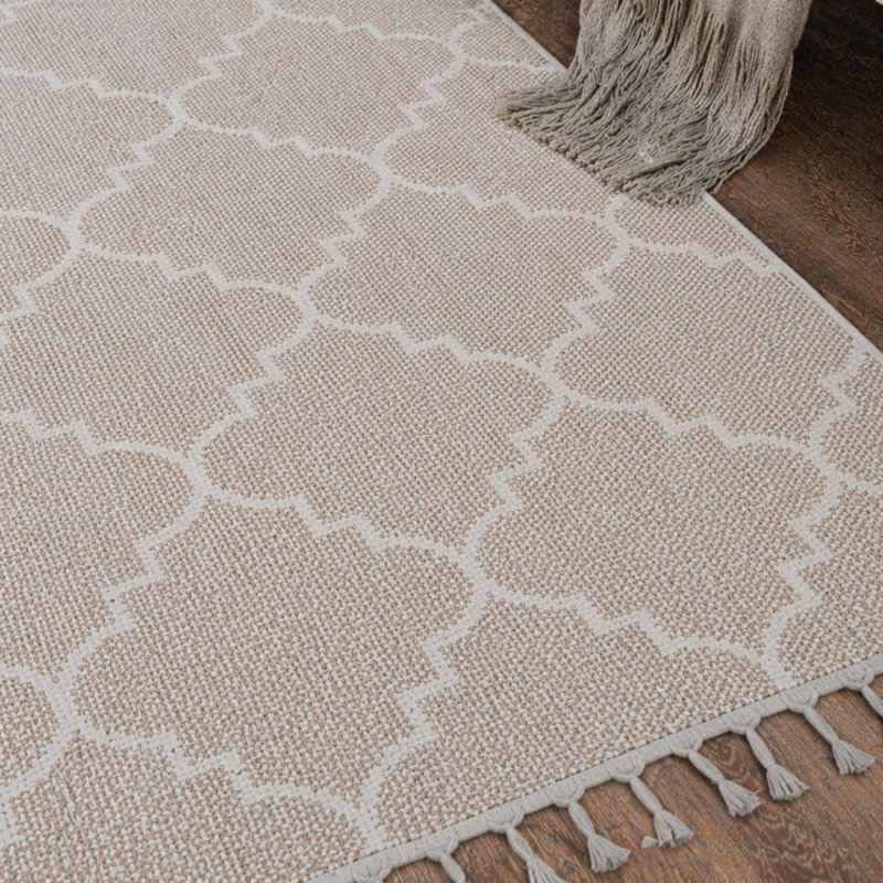 6X9 Trellis Indoor Outdoor Area Rug, Ivory, Rectangle 6'7" x 7'9"