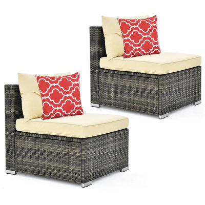 Chaise de patio avec coussins Delfinia