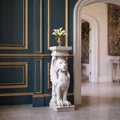 Sundorne Winged Lion Pedestal