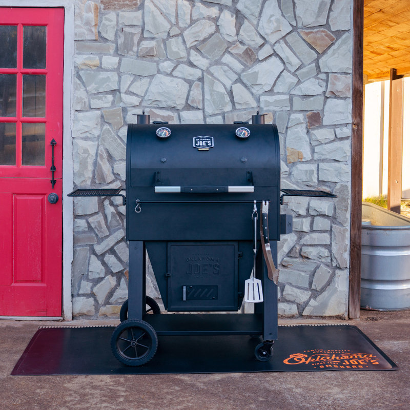 Oklahoma Joe's Marshal Centerbox Smoker