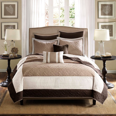 Courtepointe double / grand 7 pièces en beige, coussins décoratifs à motif médaillon de style européen, beige léger et lavable à la machine, motif avec pliable