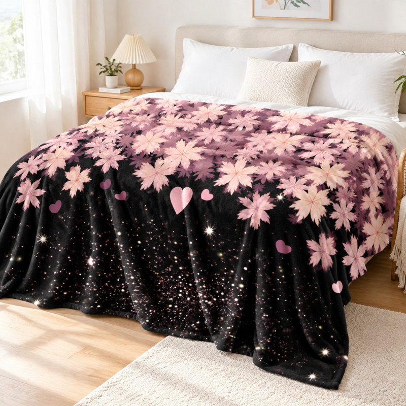 Couverture en flanelle douce et confortable - Motif floral et cœur, noire à fleurs roses et étoiles scintillantes, légère, douce et décorative, toutes saisons, agréable au toucher, lavable à la machine, idéale pour canapé, fauteuil, salon et chambre.