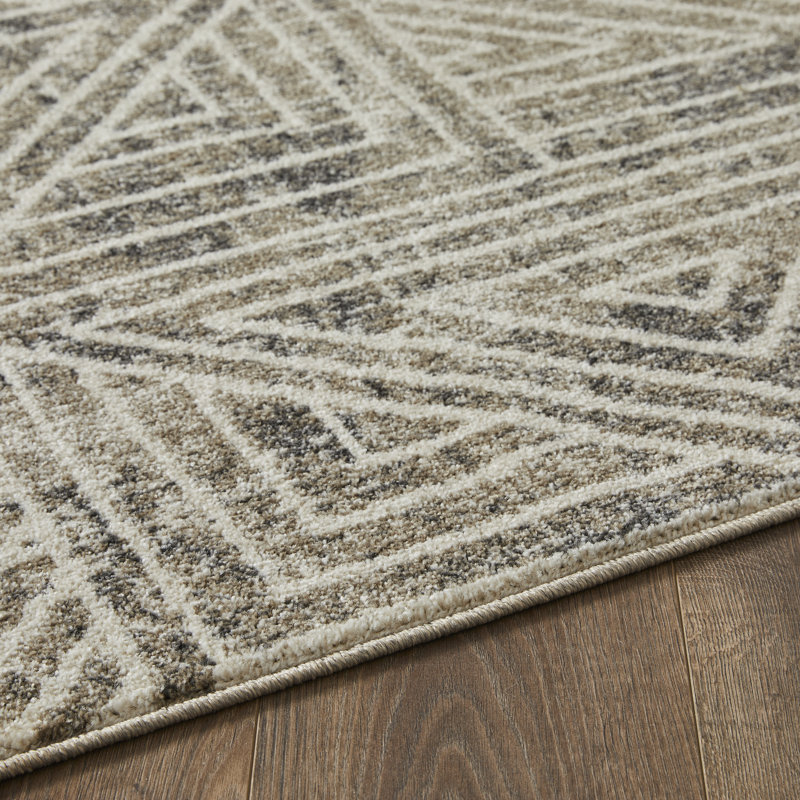 Aqila Performance Geometric Indoor Rug, Rectangle 2' x 3'