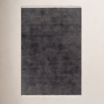 Clio Hand-Loomed Stain Resistant Wool Area Rug