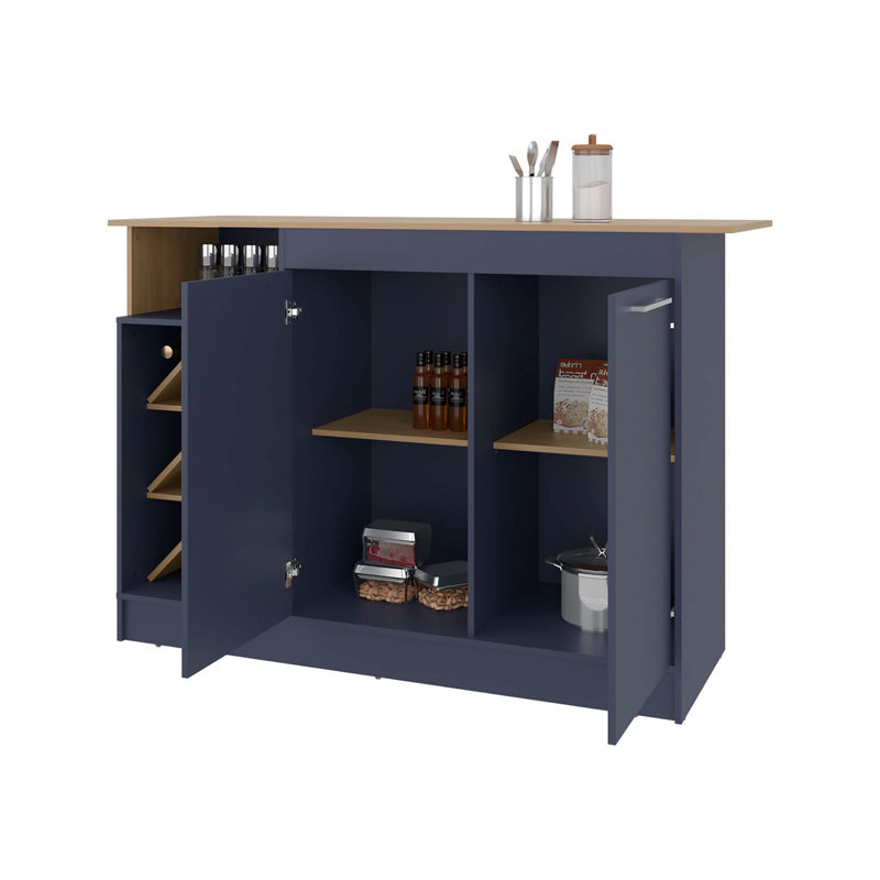 Armoire de cuisine avec îlot, porte-bouteilles et tablette
