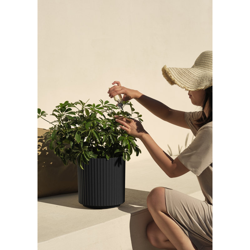 Demi Series Round Planter, 11.5" H x 10.5" W x 10.5" D, 1, Black