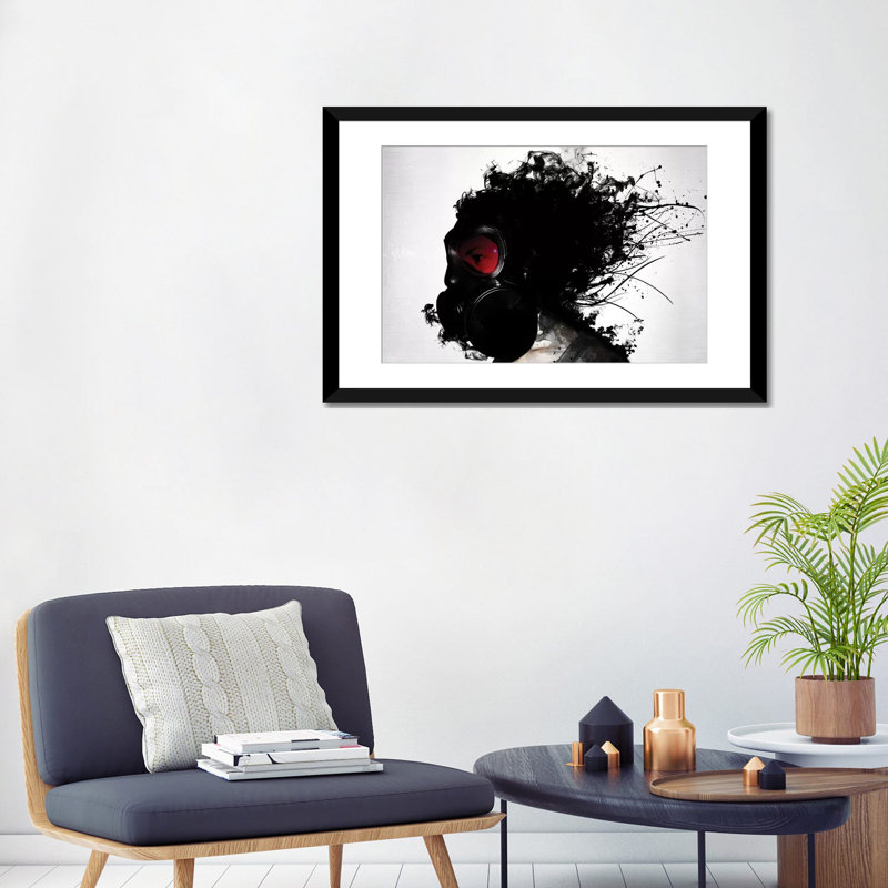 «Ghost Warrior», impression sur toile, Papier d'art encadré noir, Blanc, H 16 po x l 24 po x P 1 po